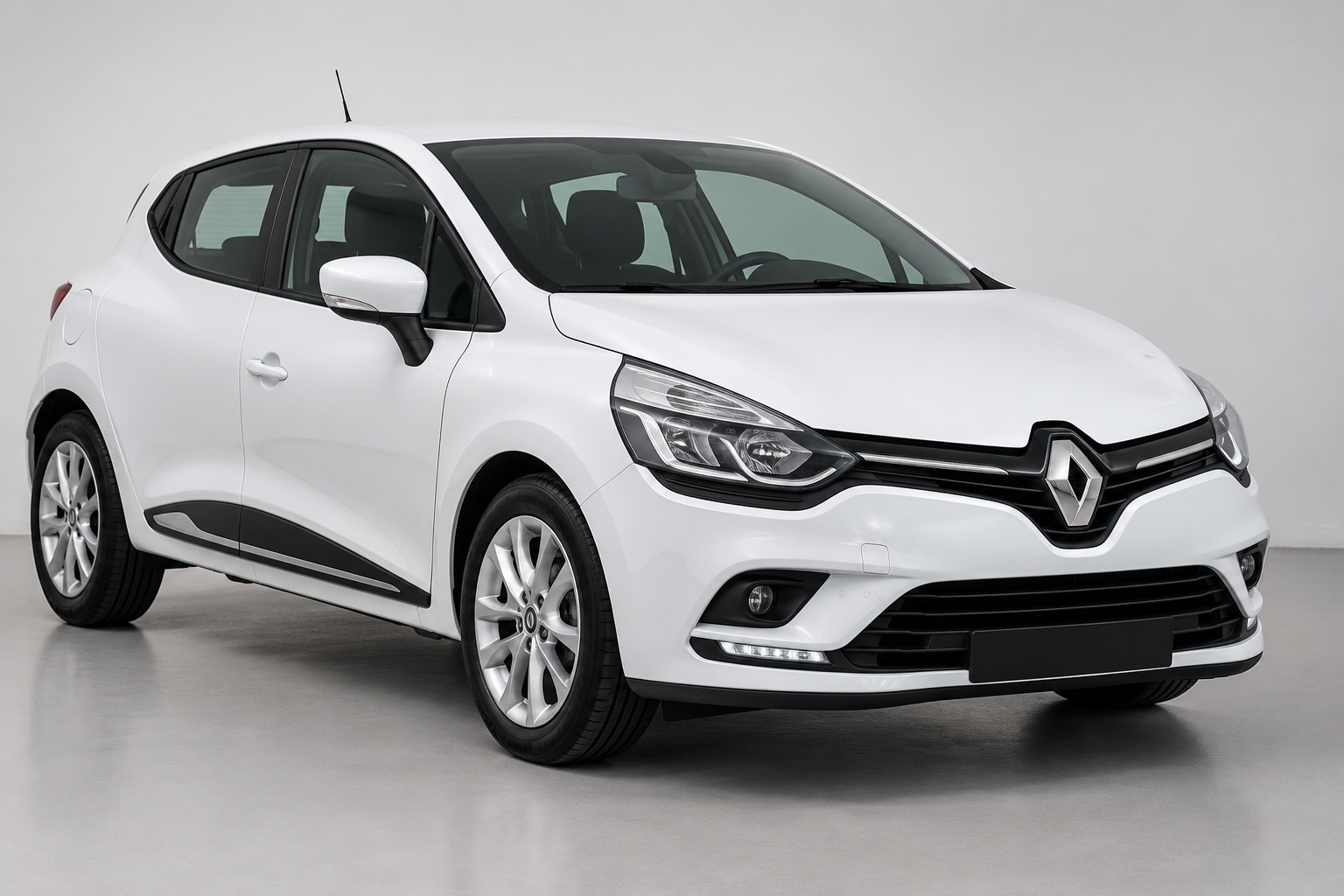 Elazığ Renault Clio kiralık araç